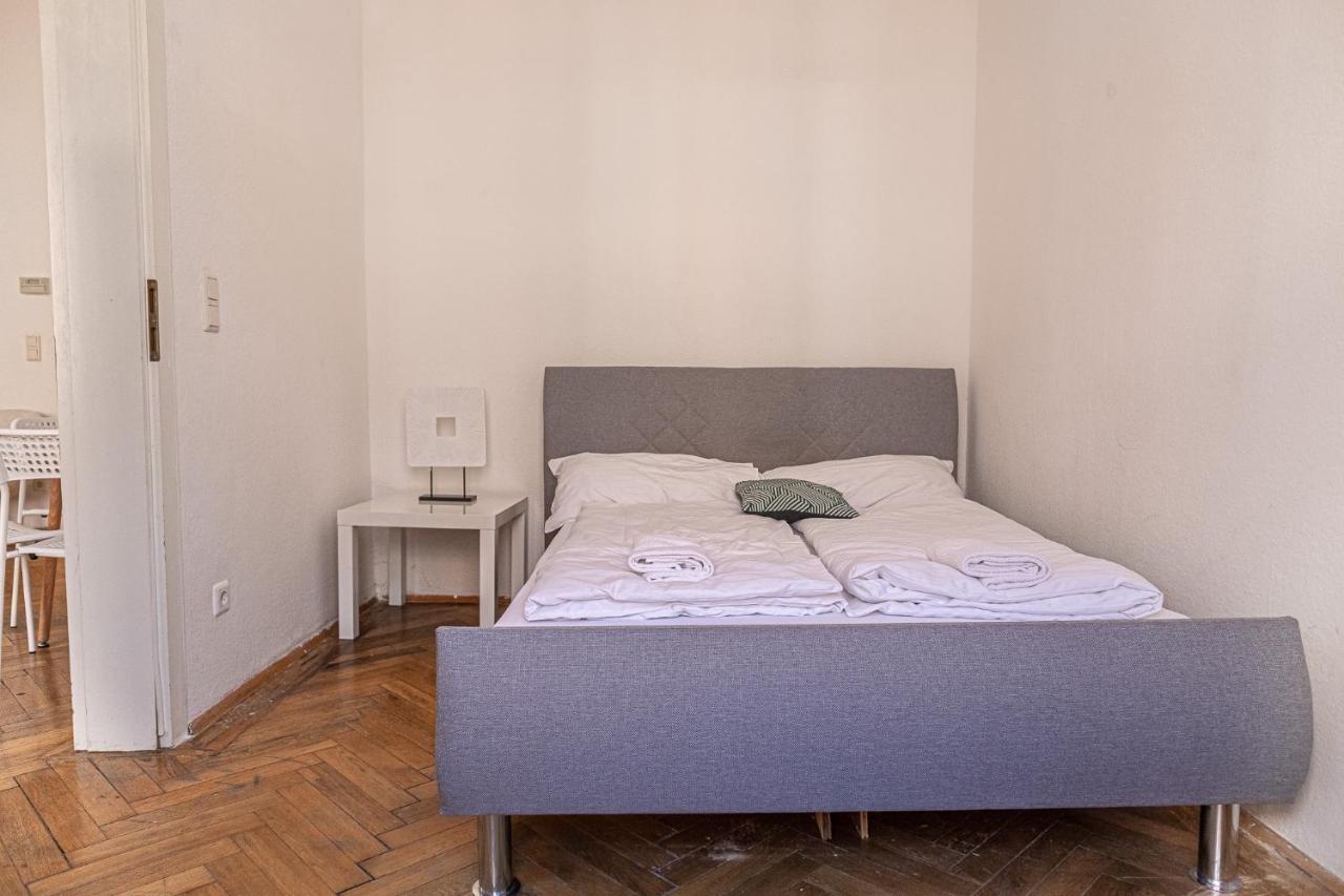 Peerles 2Br Apt. Perfectly Situated&Well Connected Apartment Виена Екстериор снимка