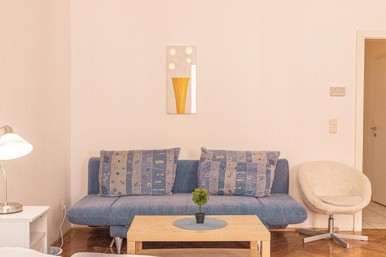 Peerles 2Br Apt. Perfectly Situated&Well Connected Apartment Виена Екстериор снимка
