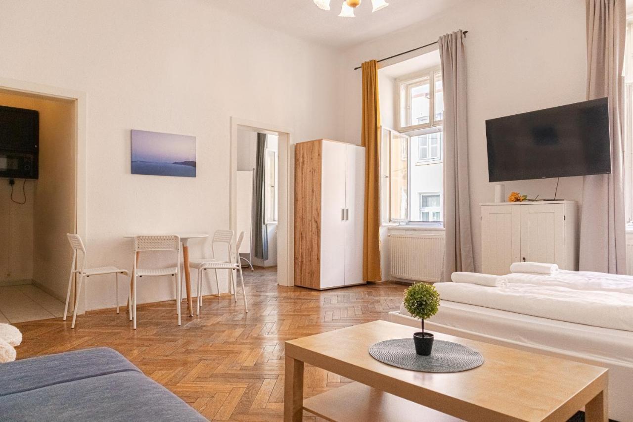 Peerles 2Br Apt. Perfectly Situated&Well Connected Apartment Виена Екстериор снимка